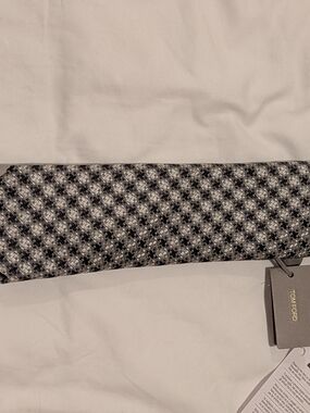 Tom Ford Black and White Houndstooth Silk Tie